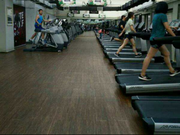 健身房地面怎么保养 健身房地面怎么保养