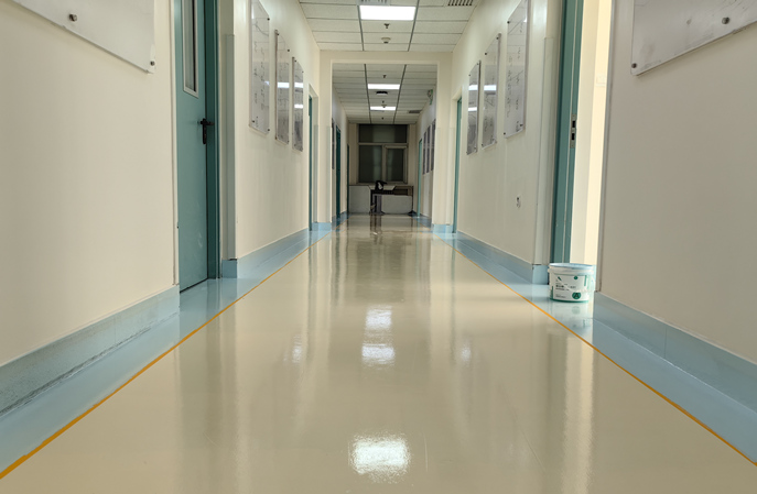 2025焕新指南｜塑立得防护涂料--终结医院地面腐蚀变色的科技之选