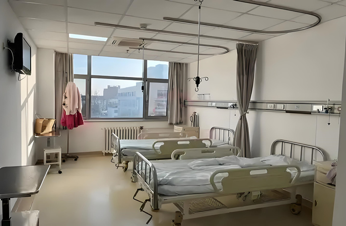 医院病房墙面问题频发，责任全在物业保洁？揭秘塑立得抗菌涂料的革新解决方案