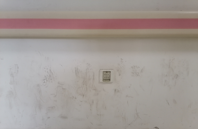 防涂鸦有妙招！塑立得抗菌涂料让医院墙面更整洁